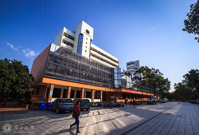 外国语学院.jpg